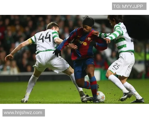 最强王朝球队足球明星的传奇故事与辉煌成就解析