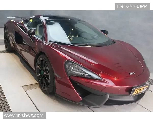 汽车足球明星贴膜助力车主彰显个性与运动激情的完美结合